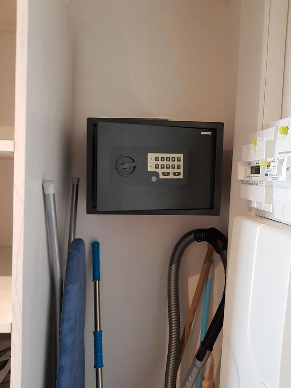 Studio Naturiste "Azur" Heliopolis C 64 Agde Kültér fotó